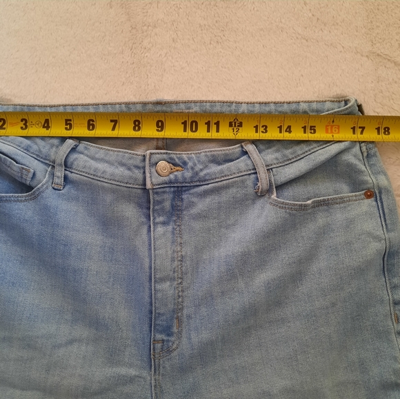 Old Navy Denim Jeans Higher High Rise Flare Womens Sz 16 Light Wash - Picture 7 of 10